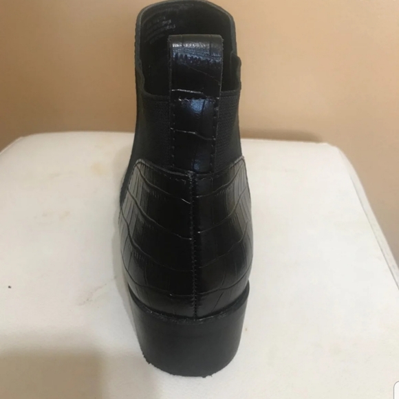 Women shoes - Picture 2 of 6